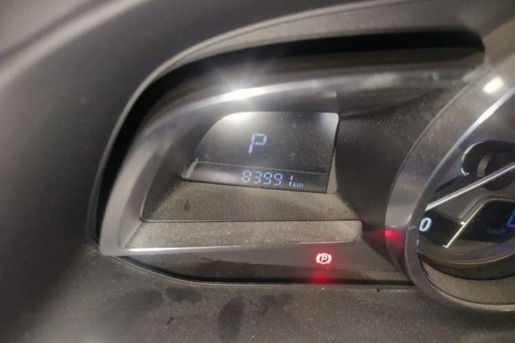 Used Mazda CX-4 2016 2.5L Automatic 4x4 Bluetide Fearless Edition Odometer Close Up