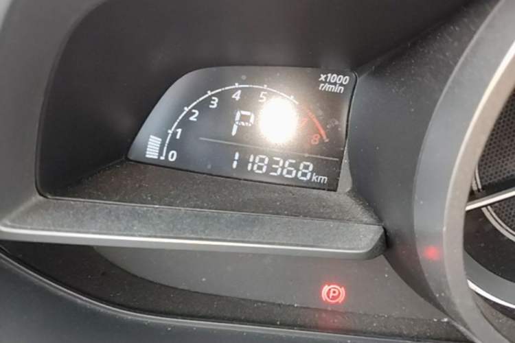 Used Mazda CX-4 2016 2.0L Automatic 2WD Blue Sky Luxury Edition Odometer Close Up