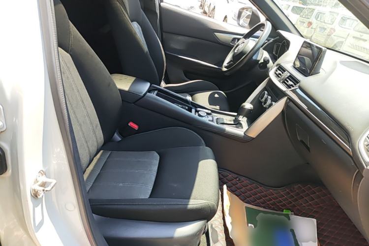 Used Mazda CX-4 2016 2.0L Automatic 2WD Blue Sky Dynamic Edition Right Front Seat