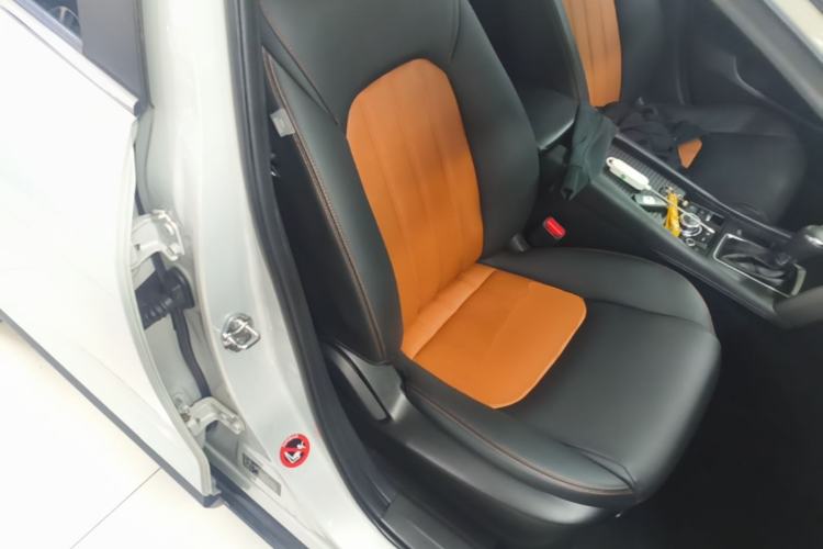 Used Mazda CX-4 2016 2.0L Automatic 2WD Blue Sky Dynamic Edition Right Front Seat