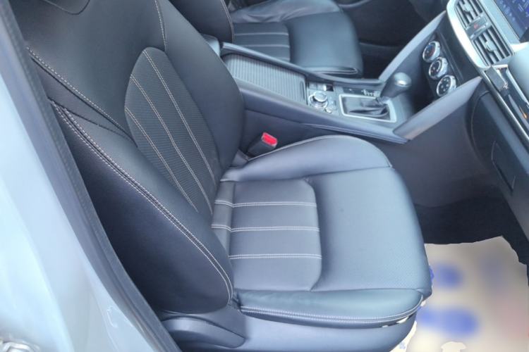 Used Mazda CX-4 2016 2.0L Automatic 2WD Blue Sky Dynamic Edition Right Front Seat