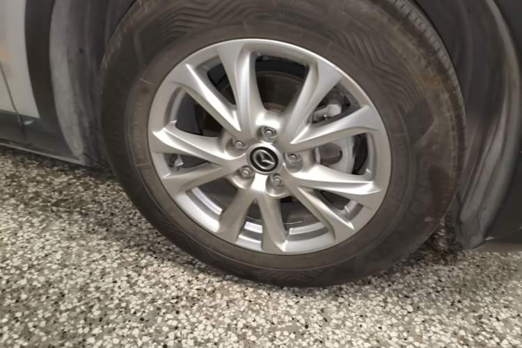 Used Mazda CX-4 2016 2.0L Automatic 2WD Blue Sky Dynamic Edition Right Front Wheel Hub