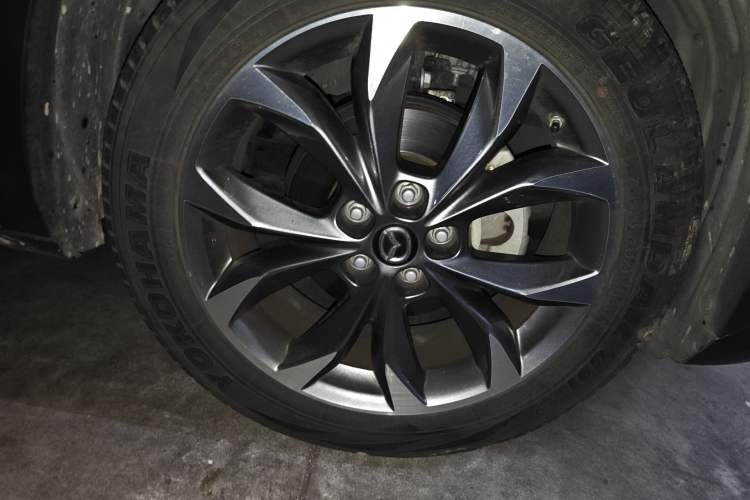 Used Mazda CX-4 2016 2.5L Automatic 4x4 Sky Blue Passion Edition Right Front Wheel Hub
