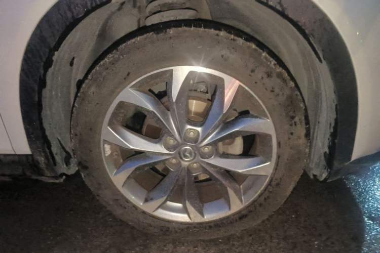 Used Mazda CX-4 2016 2.5L Automatic 4x4 Bluetide Fearless Edition Right Front Wheel Hub