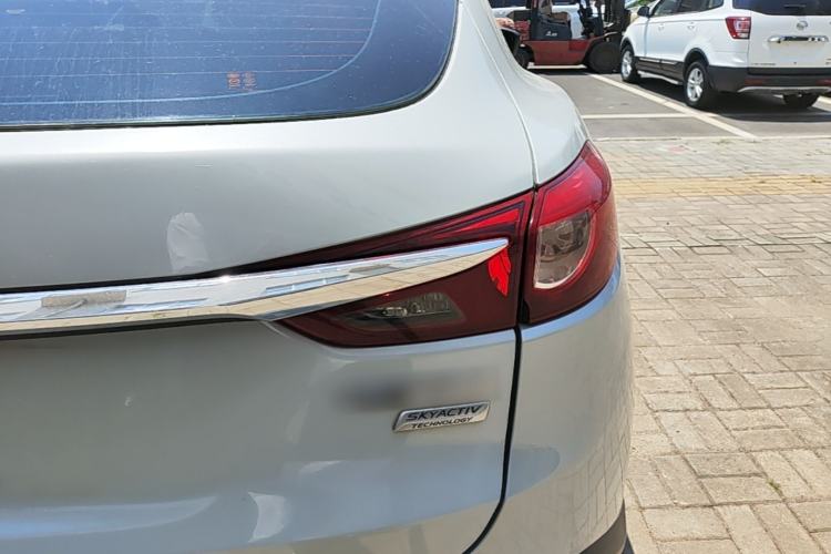 Used Mazda CX-4 2016 2.0L Automatic 2WD Blue Sky Dynamic Edition Right Rear Taillight