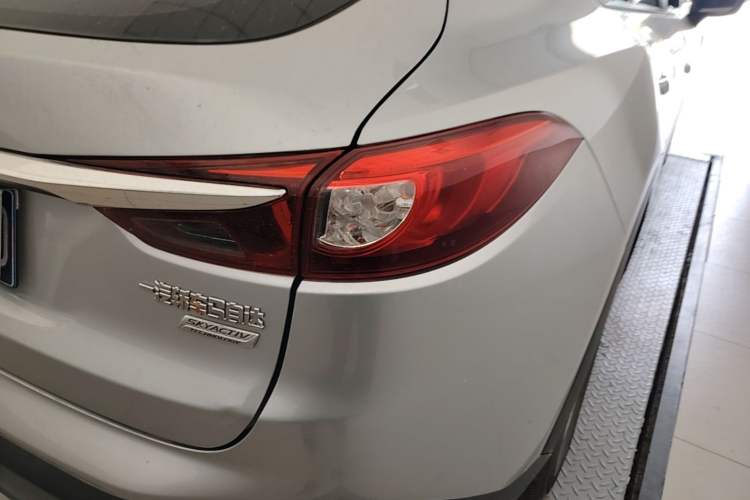 Used Mazda CX-4 2016 2.0L Automatic 2WD Blue Sky Dynamic Edition Right Rear Taillight