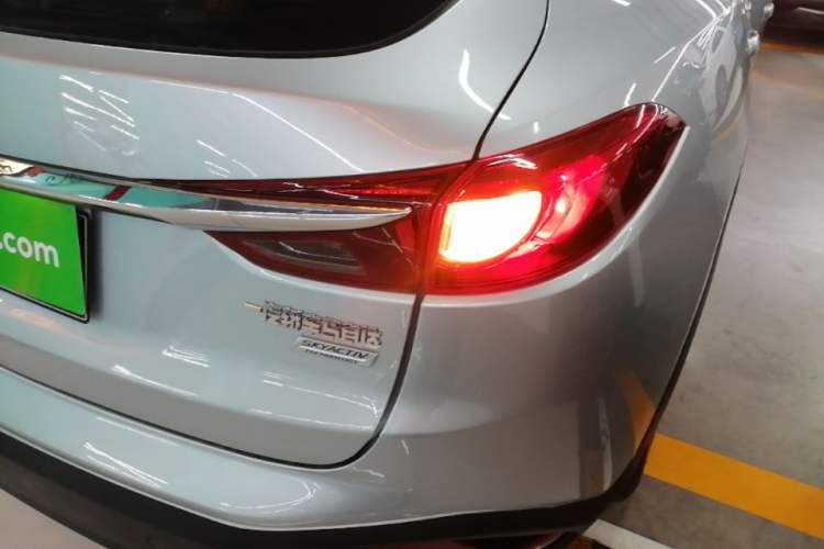 Used Mazda CX-4 2016 2.0L Automatic 2WD Blue Sky Dynamic Leather Edition Right Rear Taillight