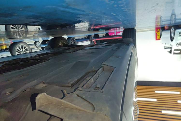 Used Mazda CX-4 2016 2.0L Automatic 2WD Blue Sky Luxury Edition Right Side Sill