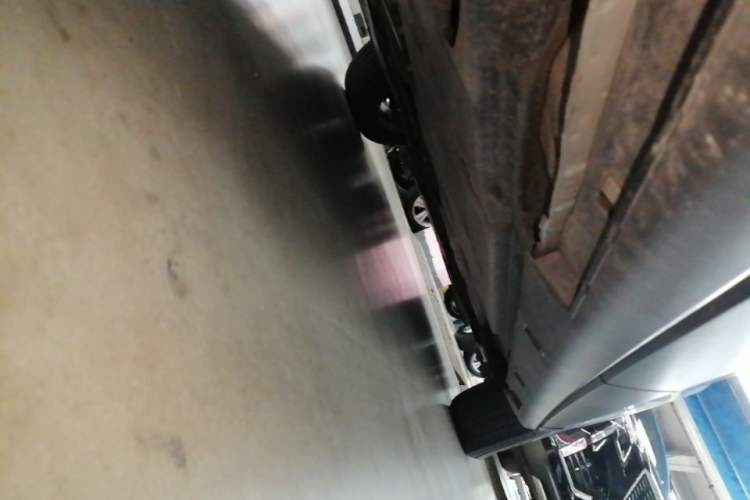 Used Mazda CX-4 2016 2.0L Automatic 2WD Blue Sky Dynamic Leather Edition Right Side Sill