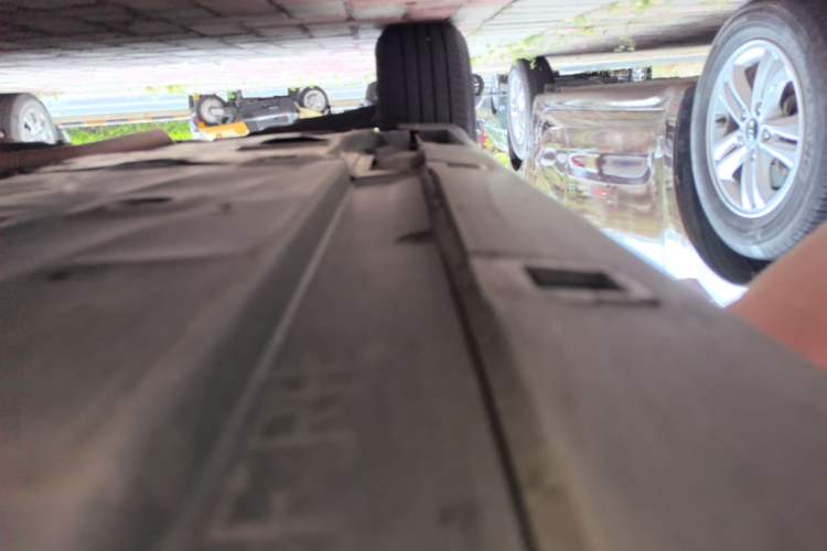 Used Mazda CX-4 2016 2.0L Automatic 2WD Blue Sky Dynamic Edition Right Side Sill