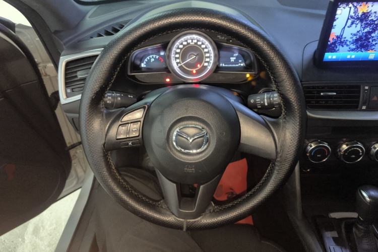 Used Mazda CX-4 2016 2.0L Automatic 2WD Blue Sky Dynamic Edition Steering Wheel