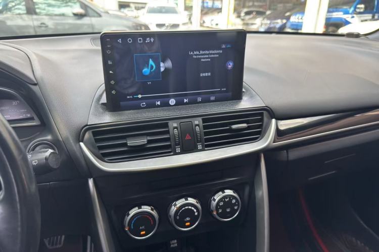 Used Mazda CX-4 2016 2.0L Manual Two-Wheel Drive Blue Sky Dynamic Edition Audio And AC Panel