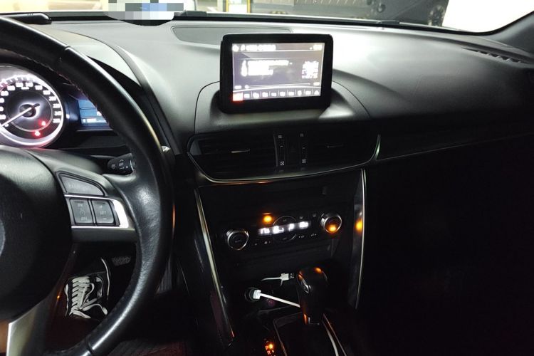 Used Mazda CX-4 2016 2.0L Automatic 2WD Blue Sky Luxury Edition Audio And AC Panel