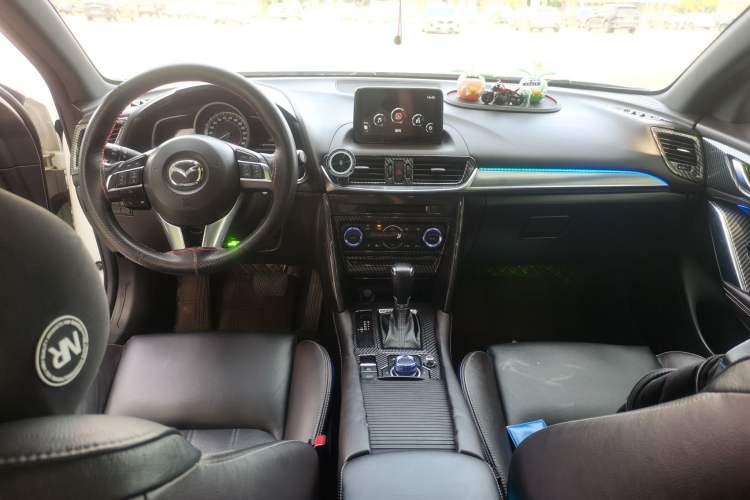 Used Mazda CX-4 2016 2.0L Automatic 2WD Blue Sky Luxury Edition Center Console