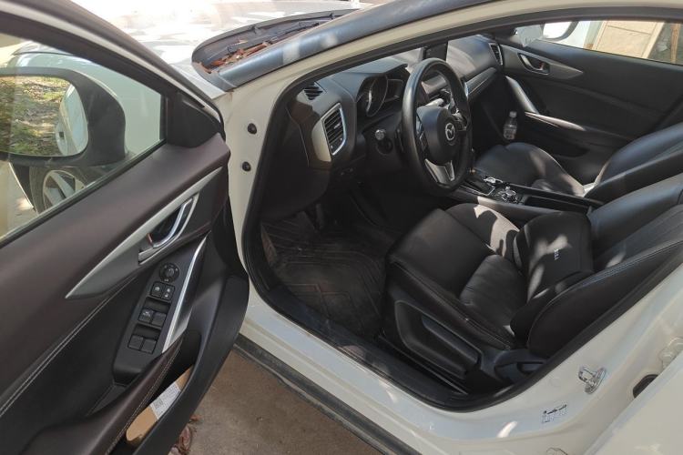 Used Mazda CX-4 2016 2.5L Automatic 4x4 Sky Blue Passion Edition Driver Seat