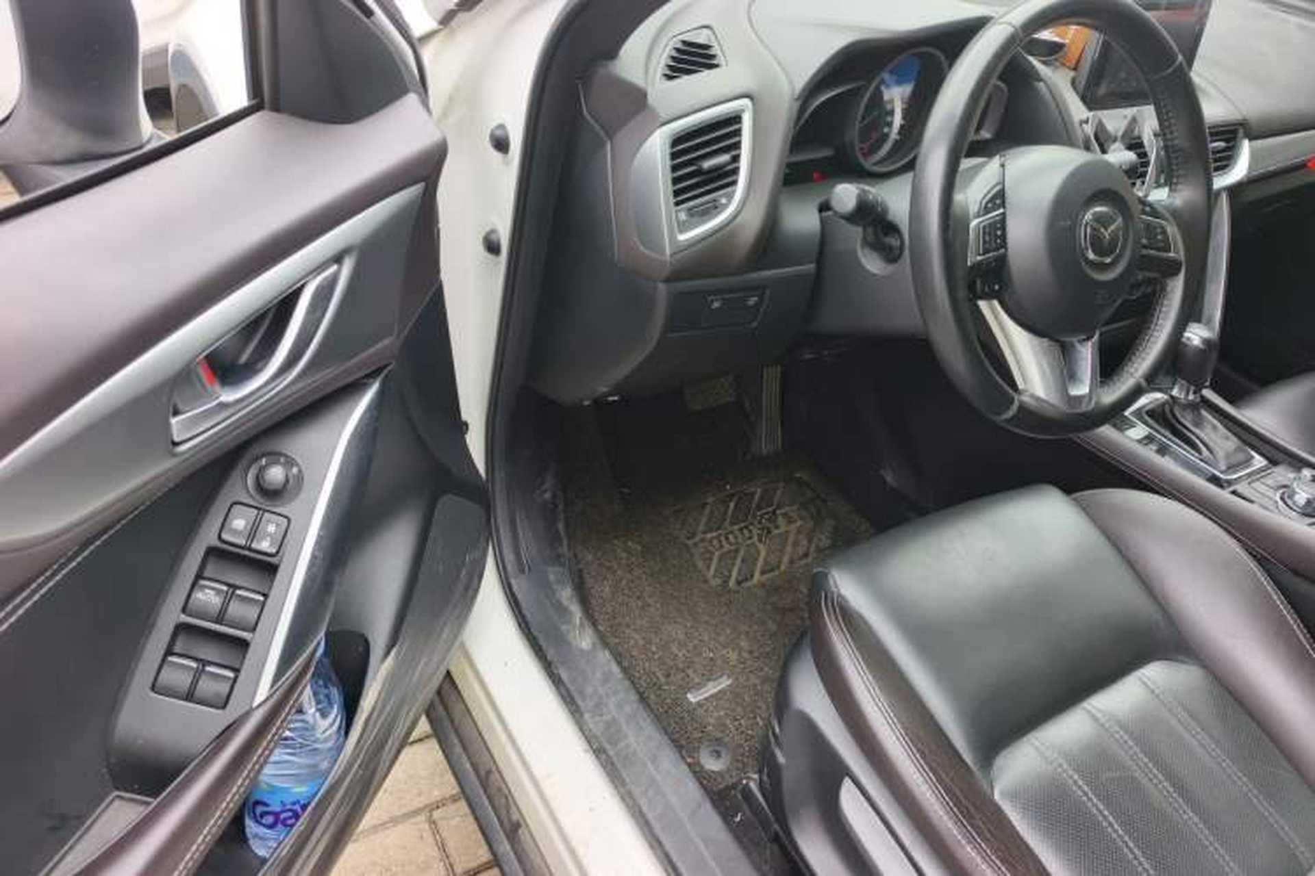 Used Mazda CX-4 2016 2.0L Automatic 2WD Blue Sky Luxury Edition Driver Seat
