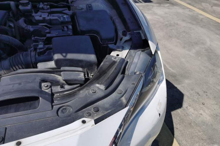 Used Mazda CX-4 2016 2.5L Automatic 4x4 Sky Blue Passion Edition Engine Bay Left