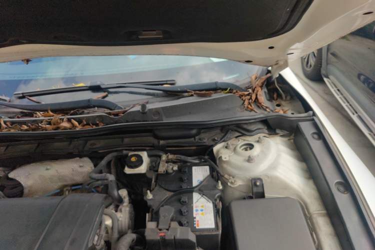 Used Mazda CX-4 2016 2.5L Automatic 4x4 Sky Blue Passion Edition Engine Bay Left