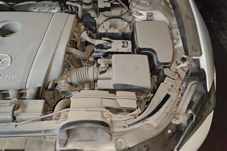 Used Mazda CX-4 2016 2.0L Automatic Two-Wheel Drive Blue Sky Leading Edition Engine Bay Left