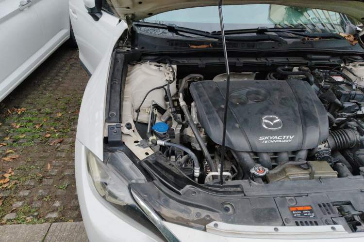 Used Mazda CX-4 2016 2.0L Automatic 2WD Blue Sky Dynamic Edition Engine Bay Right