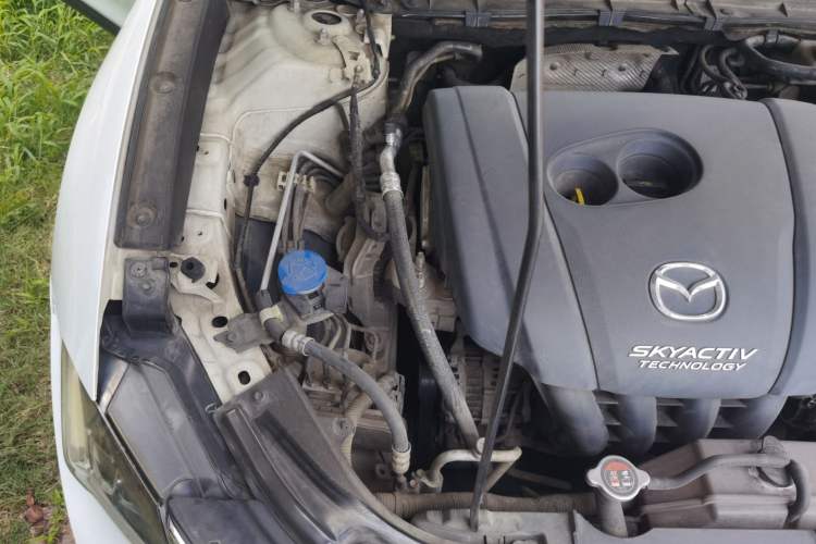 Used Mazda CX-4 2016 2.0L Automatic 2WD Blue Sky Dynamic Edition Engine Bay Right