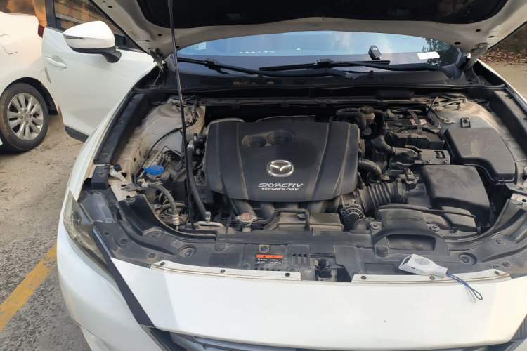 Used Mazda CX-4 2016 2.0L Automatic 2WD Blue Sky Luxury Edition Engine Bay Right