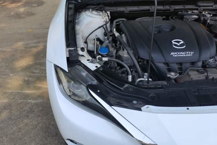 Used Mazda CX-4 2016 2.0L Automatic 2WD Blue Sky Luxury Edition Engine Bay Right