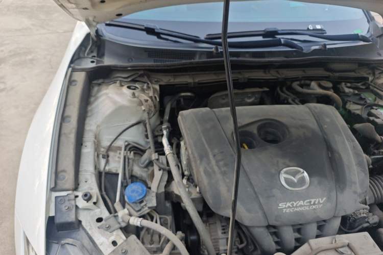 Used Mazda CX-4 2016 2.0L Automatic Two-Wheel Drive Blue Sky Leading Edition Engine Bay Right