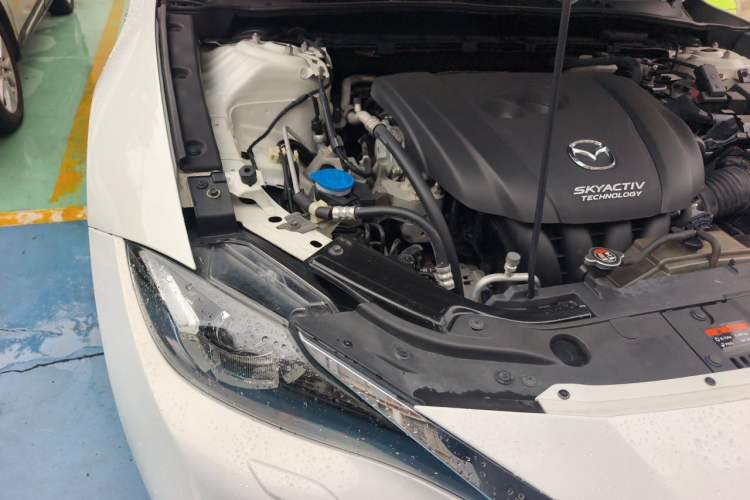 Used Mazda CX-4 2016 2.5L Automatic 4x4 Bluetide Fearless Edition Engine Bay Right