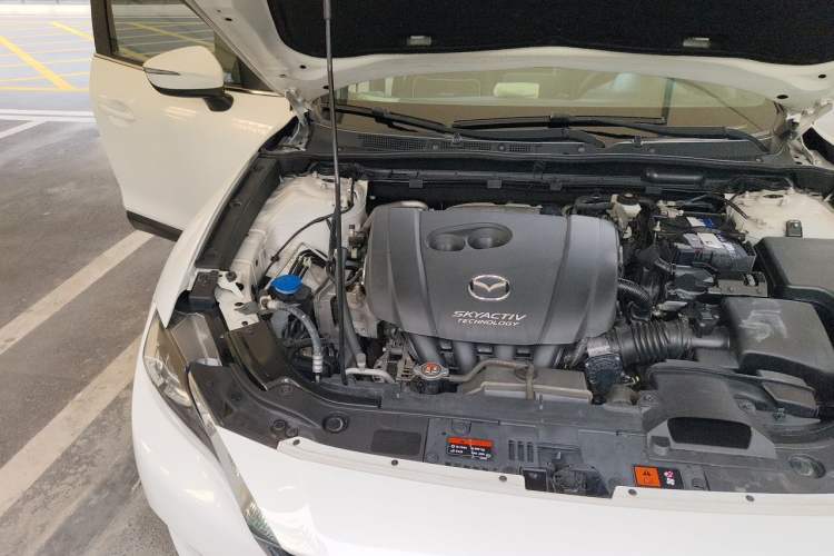 Used Mazda CX-4 2016 2.0L Automatic 2WD Blue Sky Luxury Edition Engine Bay Right
