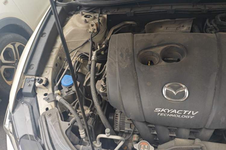 Used Mazda CX-4 2016 2.0L Automatic 2WD Blue Sky Luxury Edition Engine Bay Right