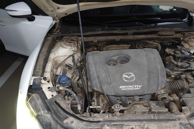 Used Mazda CX-4 2016 2.0L Automatic 2WD Blue Sky Luxury Edition Engine Bay Right