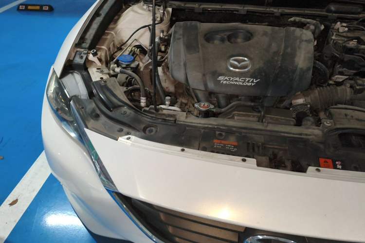 Used Mazda CX-4 2016 2.0L Automatic 2WD Blue Sky Dynamic Edition Engine Bay Right