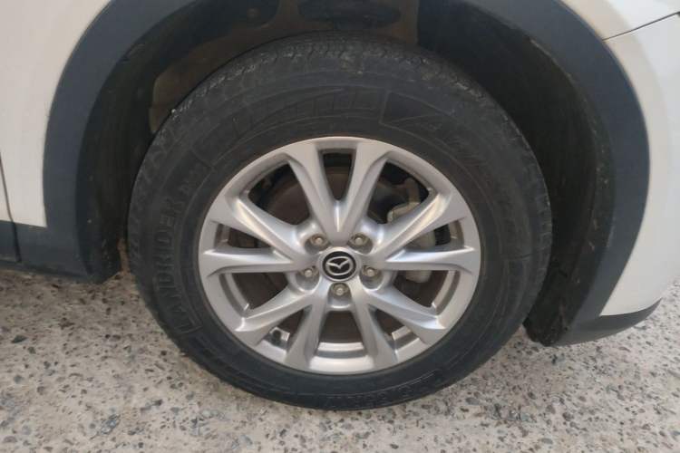 Used Mazda CX-4 2016 2.0L Automatic 2WD Blue Sky Dynamic Edition Exterior 1