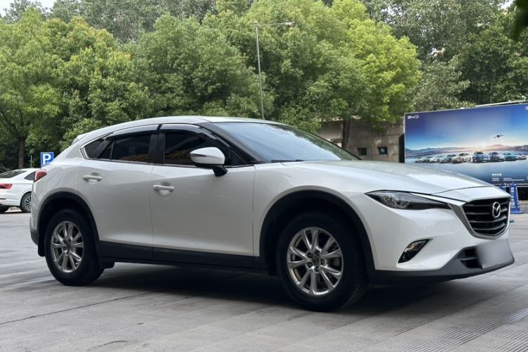 Used Mazda CX-4 2016 2.0L Automatic Two-Wheel Drive Blue Sky Leading Edition Exterior 2