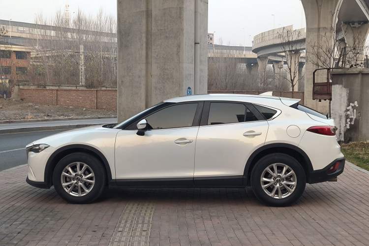 Used Mazda CX-4 2016 2.0L Automatic 2WD Blue Sky Dynamic Edition Exterior 3