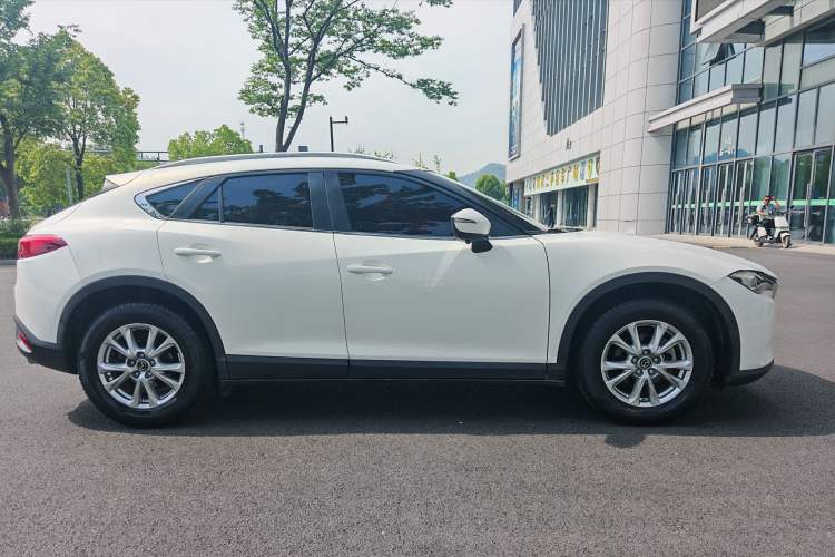Used Mazda CX-4 2016 2.0L Automatic 2WD Blue Sky Luxury Edition Exterior 3