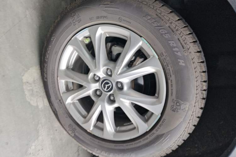 Used Mazda CX-4 2016 2.0L Automatic Two-Wheel Drive Blue Sky Leading Edition Exterior 5