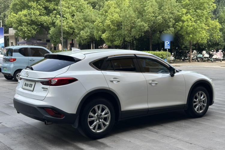 Used Mazda CX-4 2016 2.0L Automatic Two-Wheel Drive Blue Sky Leading Edition Exterior 6
