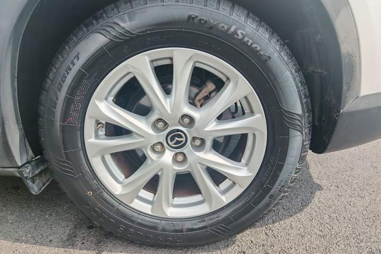 Used Mazda CX-4 2016 2.0L Automatic 2WD Blue Sky Luxury Edition Exterior 9