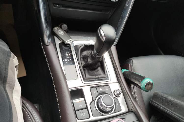 Used Mazda CX-4 2016 2.0L Automatic 2WD Blue Sky Luxury Edition Gear Lever
