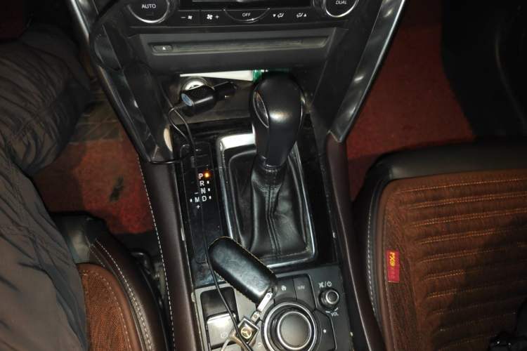 Used Mazda CX-4 2016 2.0L Automatic 2WD Blue Sky Luxury Edition Gear Lever