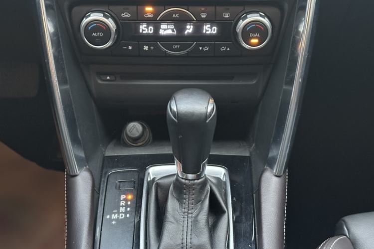 Used Mazda CX-4 2016 2.0L Automatic 2WD Blue Sky Luxury Edition Gear Lever