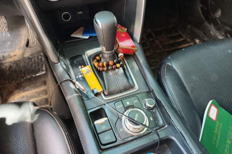 Used Mazda CX-4 2016 2.0L Automatic 2WD Blue Sky Dynamic Edition Gear Lever