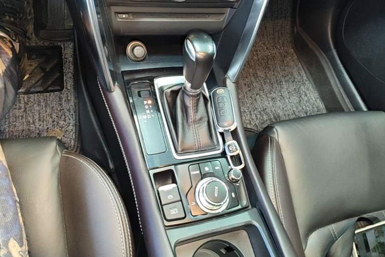 Used Mazda CX-4 2016 2.0L Automatic 2WD Blue Sky Luxury Edition Gear Lever