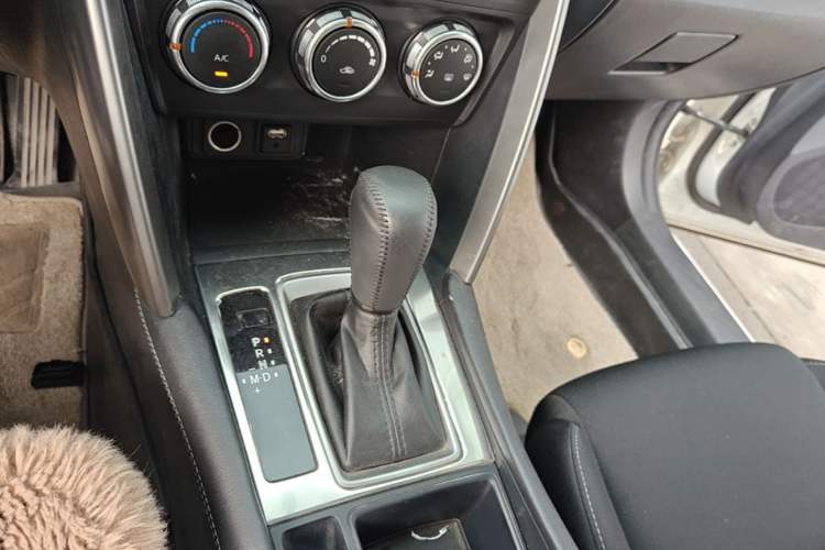 Used Mazda CX-4 2016 2.0L Automatic 2WD Blue Sky Dynamic Edition Gear Lever