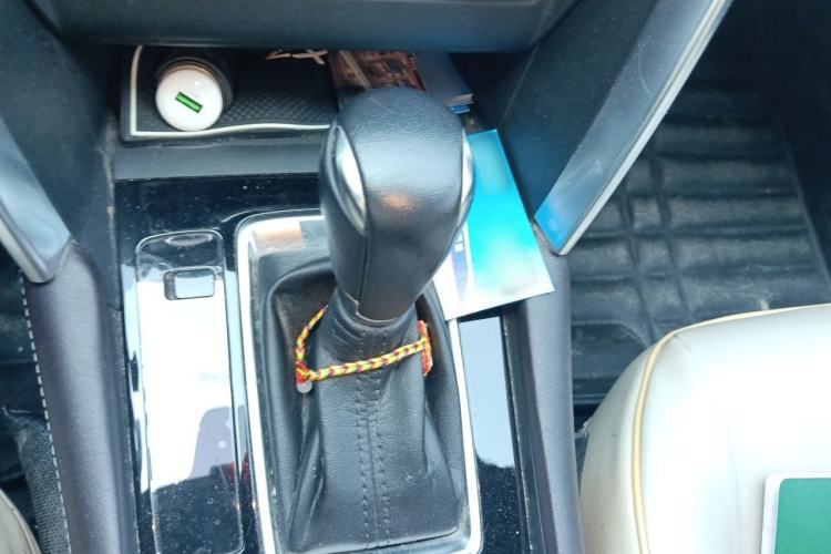 Used Mazda CX-4 2016 2.0L Automatic 2WD Blue Sky Luxury Edition Gear Lever