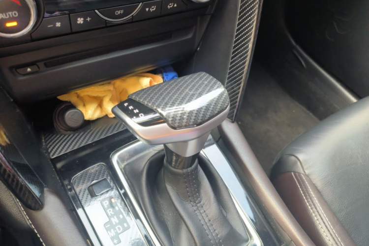 Used Mazda CX-4 2016 2.0L Automatic 2WD Blue Sky Luxury Edition Gear Lever