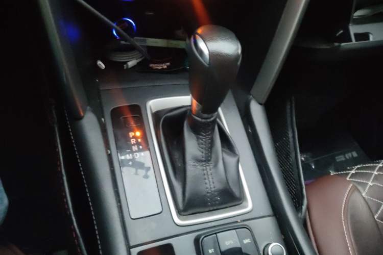 Used Mazda CX-4 2016 2.0L Automatic 2WD Blue Sky Dynamic Edition Gear Lever