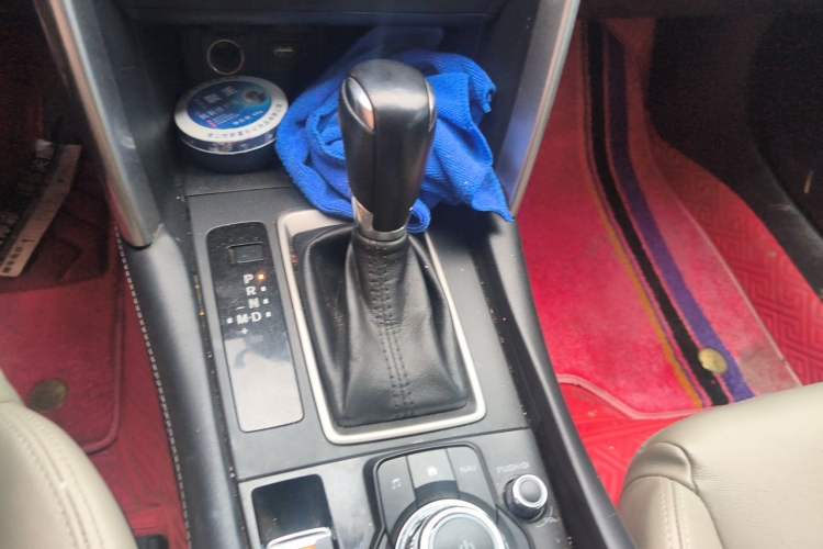 Used Mazda CX-4 2016 2.0L Automatic 2WD Blue Sky Dynamic Leather Edition Gear Lever